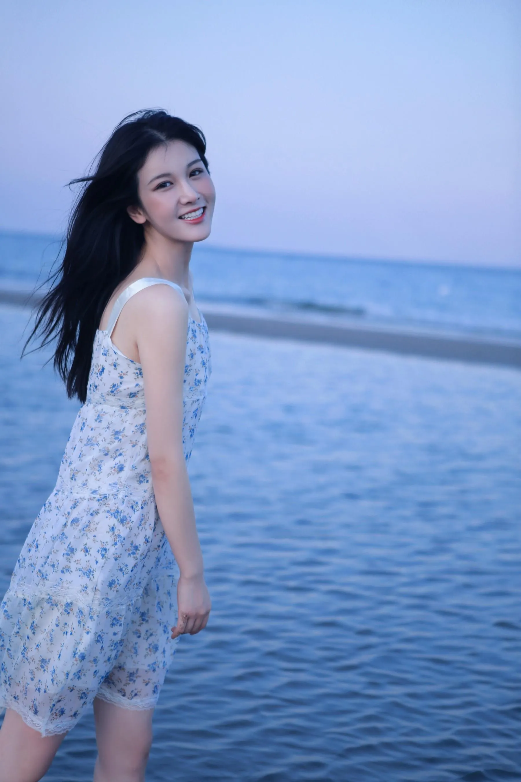 [艺图语] 2022.05.15 很靠近海 尚雨茜Momooly [26P]插图6